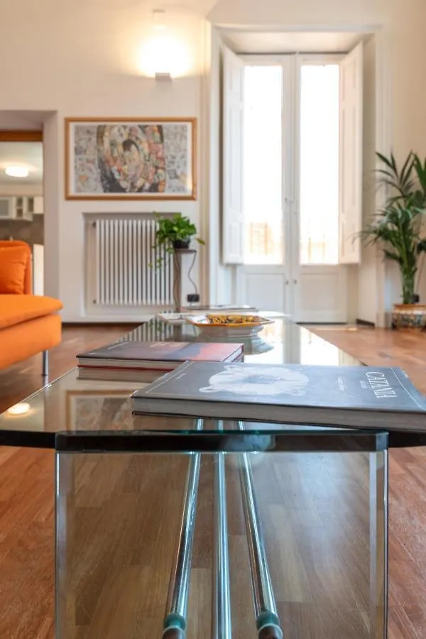 Apartament Finestre Sul Teatro - Catania - Parking Included Włochy
