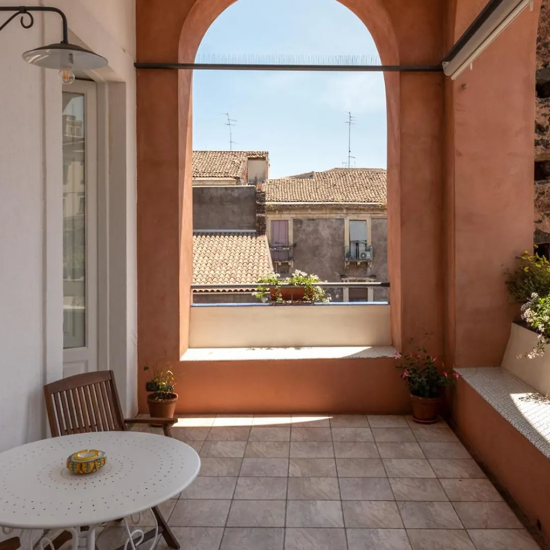 Apartament Finestre Sul Teatro - Catania - Parking Included