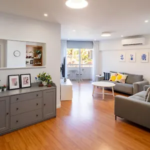 Finikoudes 3 Bedroom Seaview Flat Apartament Larnaca